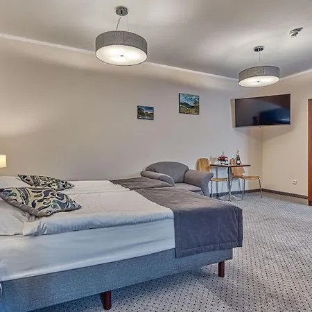 Ow Lukas - Anna Rezort