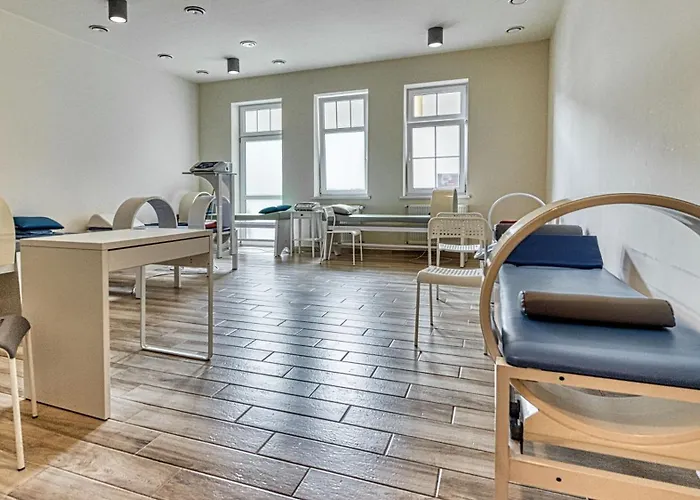 Ow Lukas - Anna Rezort